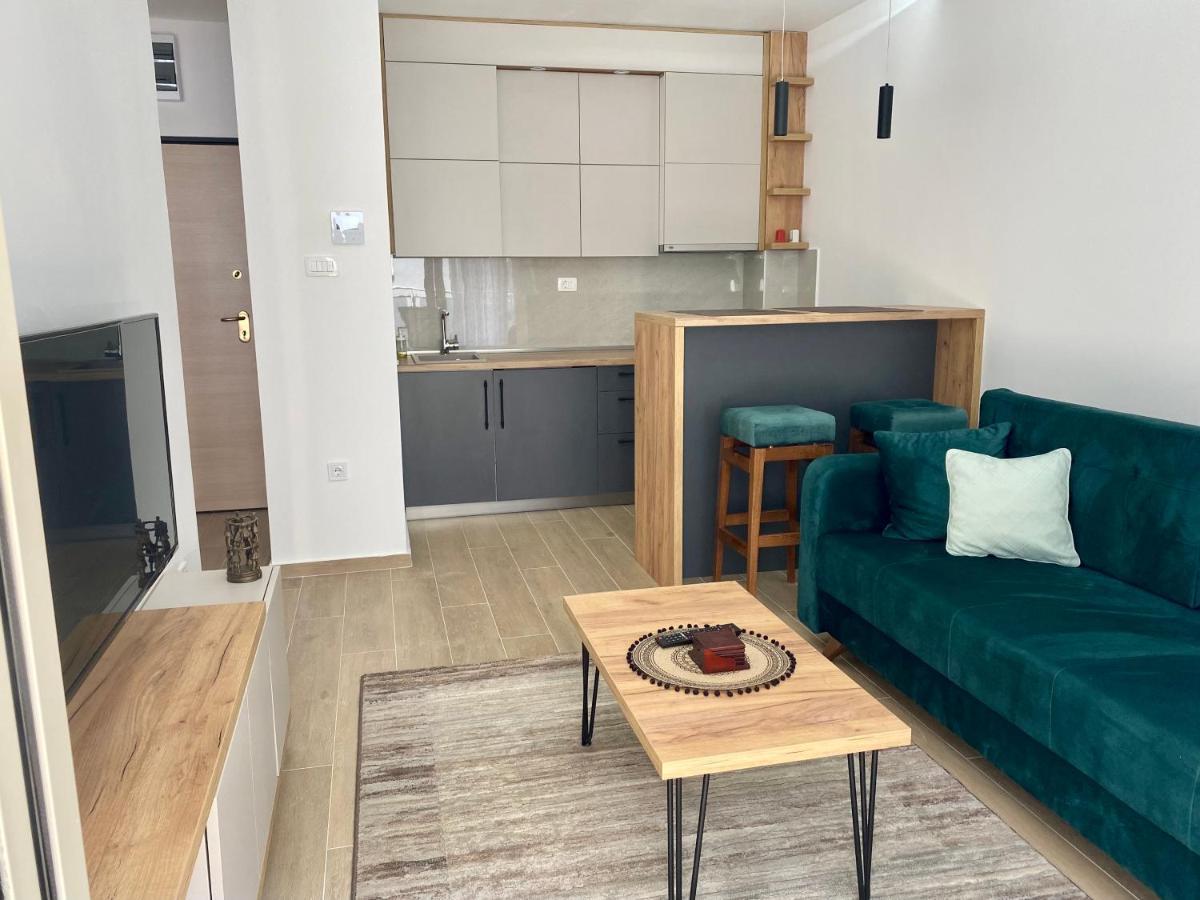 Wave N' Sea Apartment *