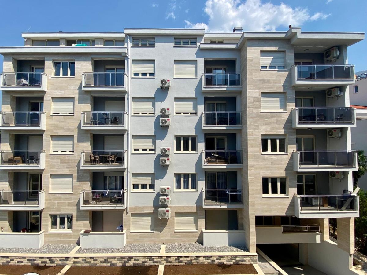 Wave N' Sea Apartment *